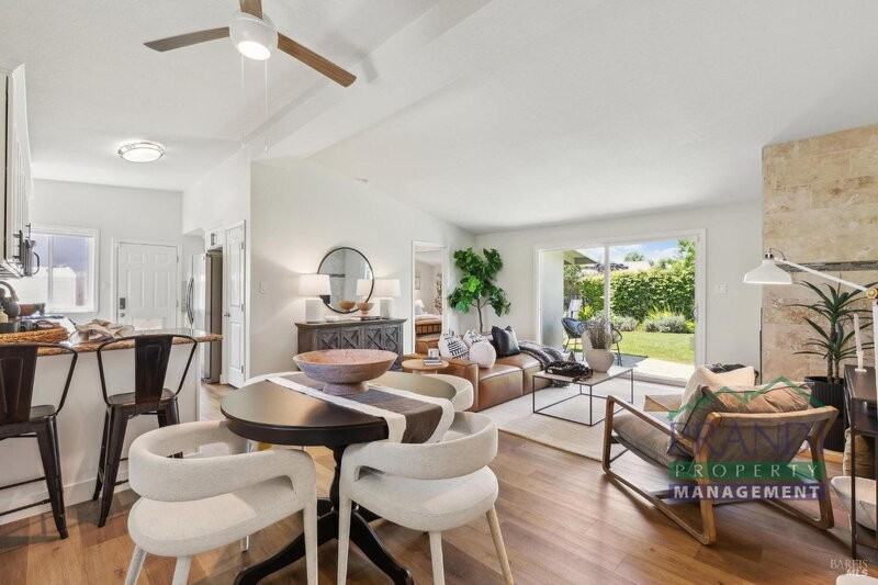 53 Labrea Way - Photo 6 of 20