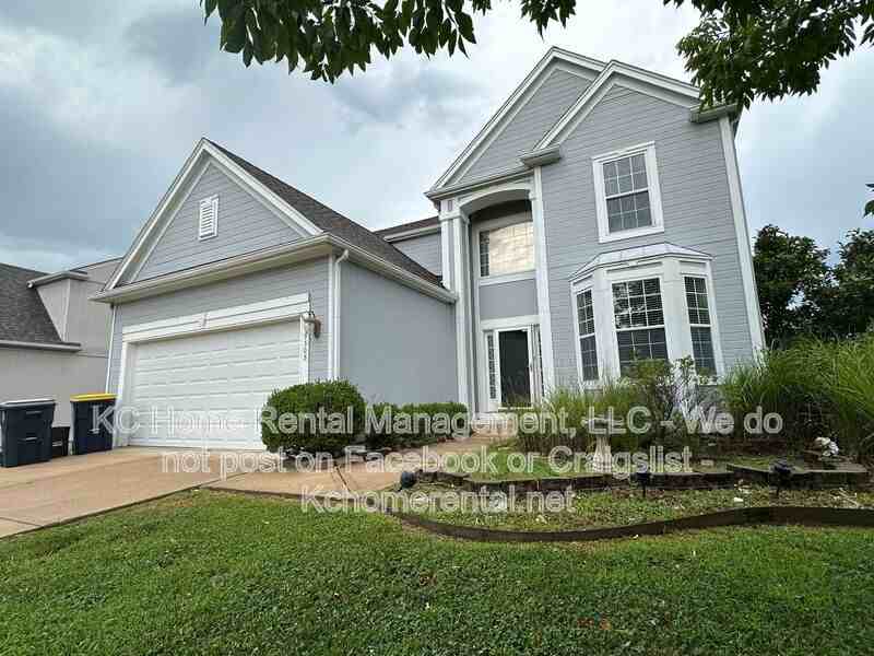 9305 N Charlotte Ct - Photo 2 of 38