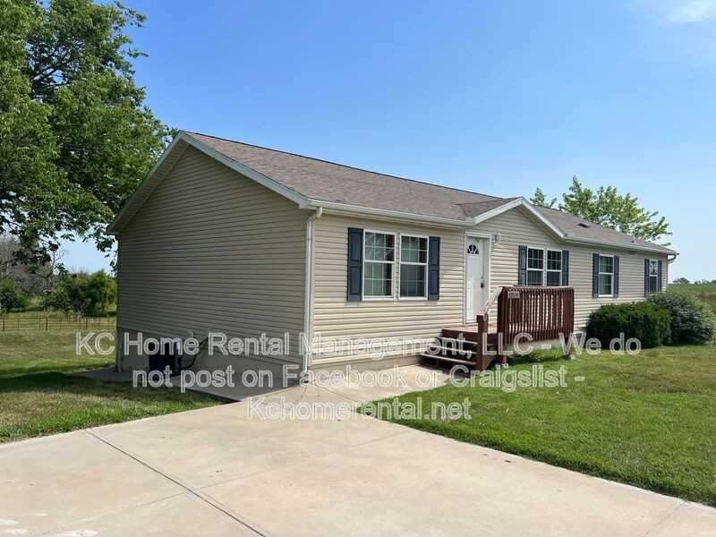 10850 W 207th St - Photo 2 of 38