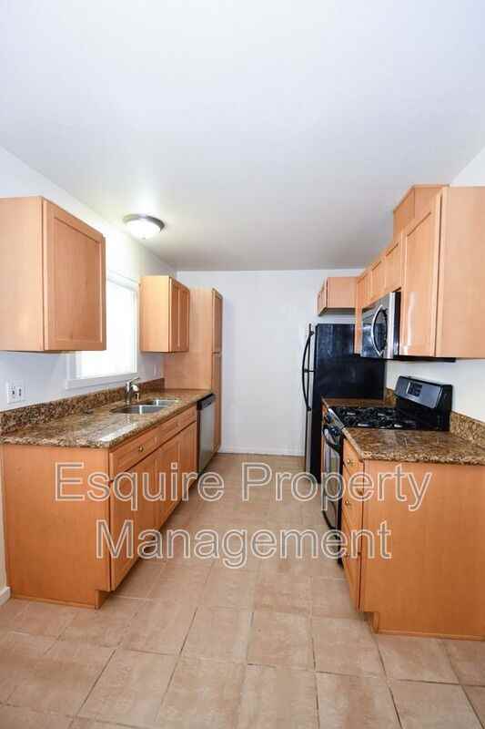 5009 Nautilus St - Photo 3 of 5