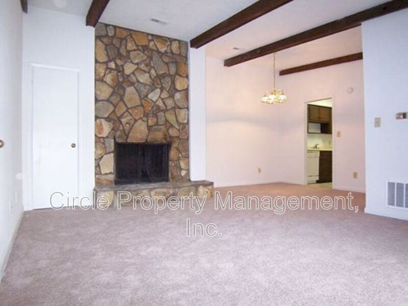 2021 Highridge Dr Sw #4O - Photo 2 of 11