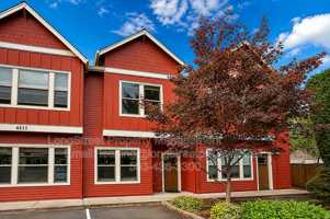 featured image of 4411 Ne Killingsworth St #107