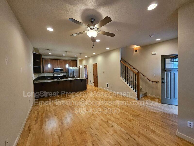 4411 Ne Killingsworth St #107 - Photo 4 of 28