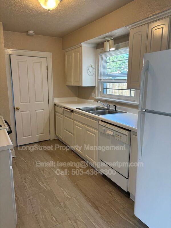 1231 Elm St Nw - Photo 7 of 19