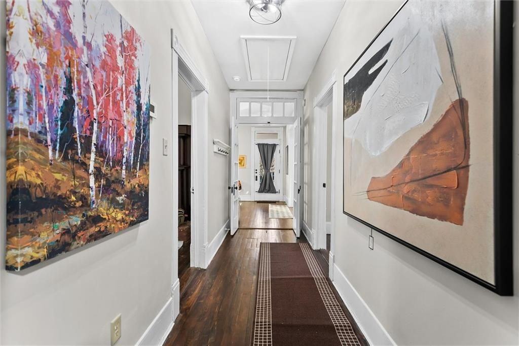 867 Beecher St Sw - Photo 4 of 43