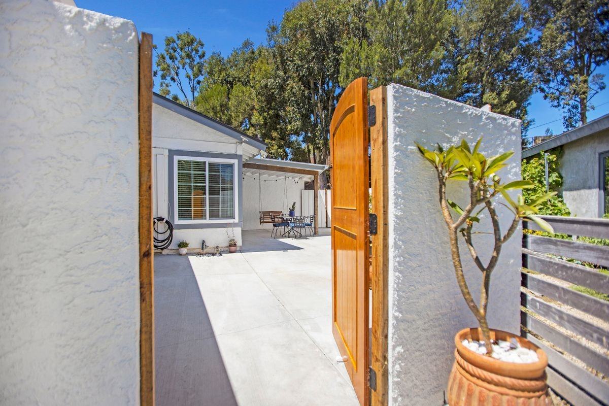 21561 Pedroso - Photo 6 of 36