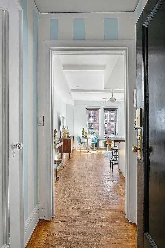 31 5th Ave #41 - Photo 2 of 5