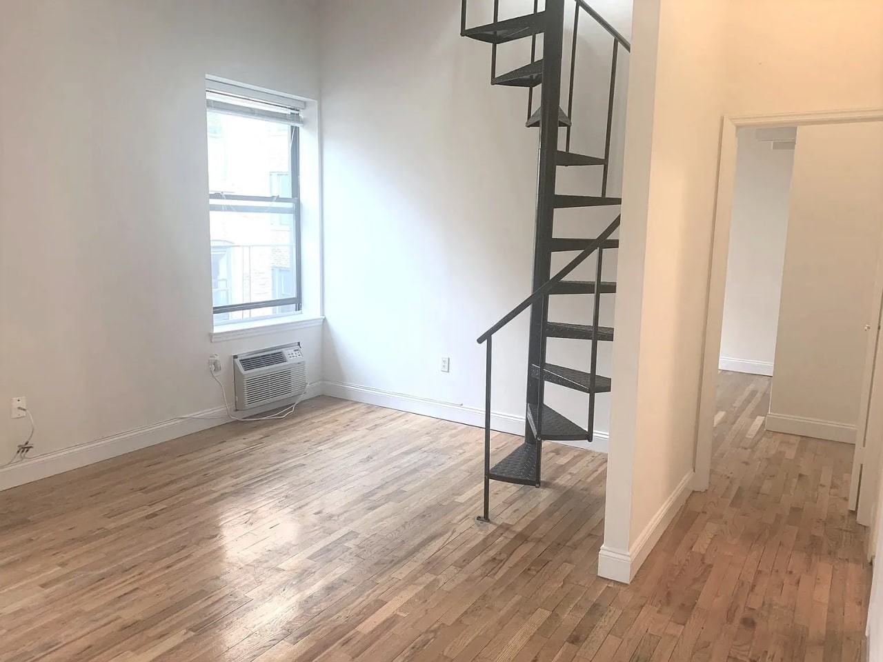 606 W 112th St #16A - Photo 3 of 6