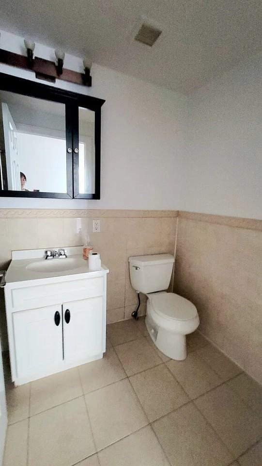 251 E 111th St #25A - Photo 5 of 6