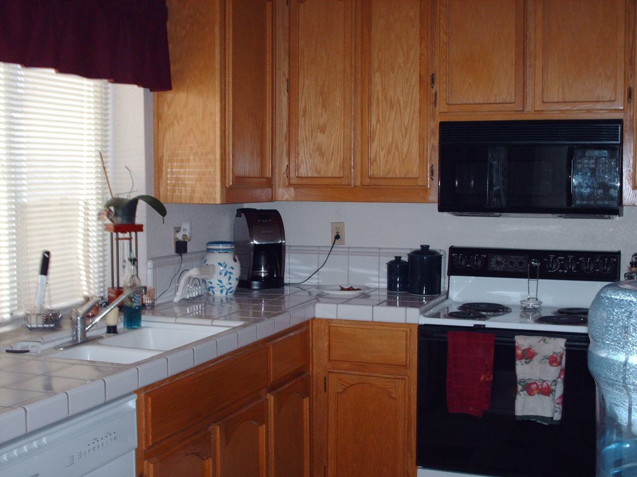 8574 Dianthus Way - Photo 3 of 5