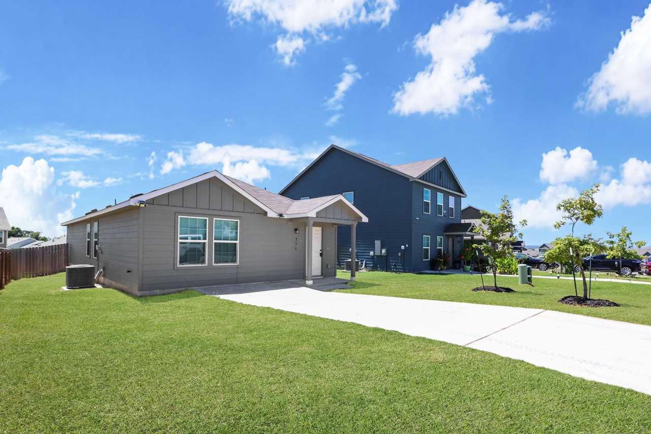 256 Texas Angel Way - Photo 2 of 20