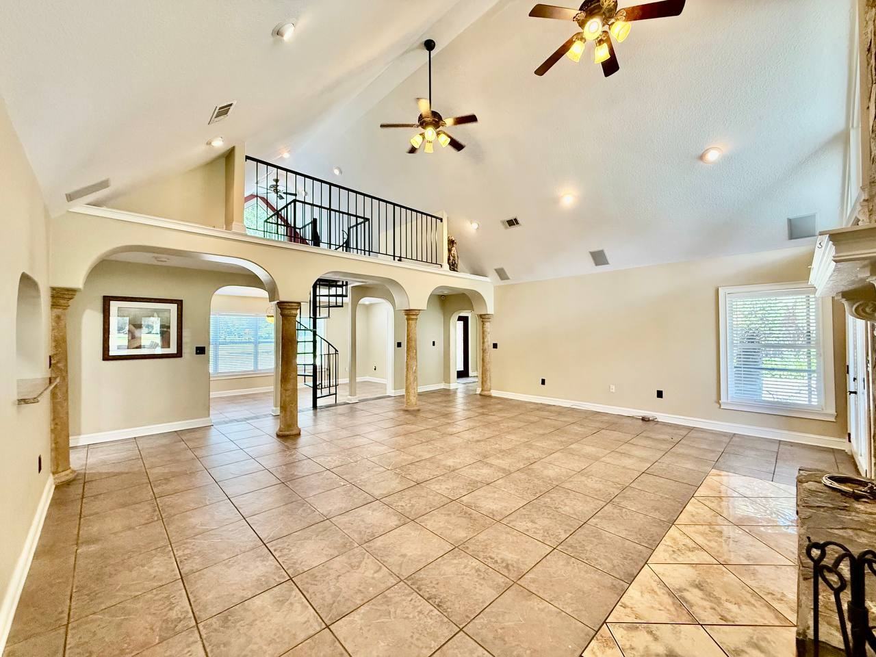 1103 Ballinger Rd - Photo 7 of 50