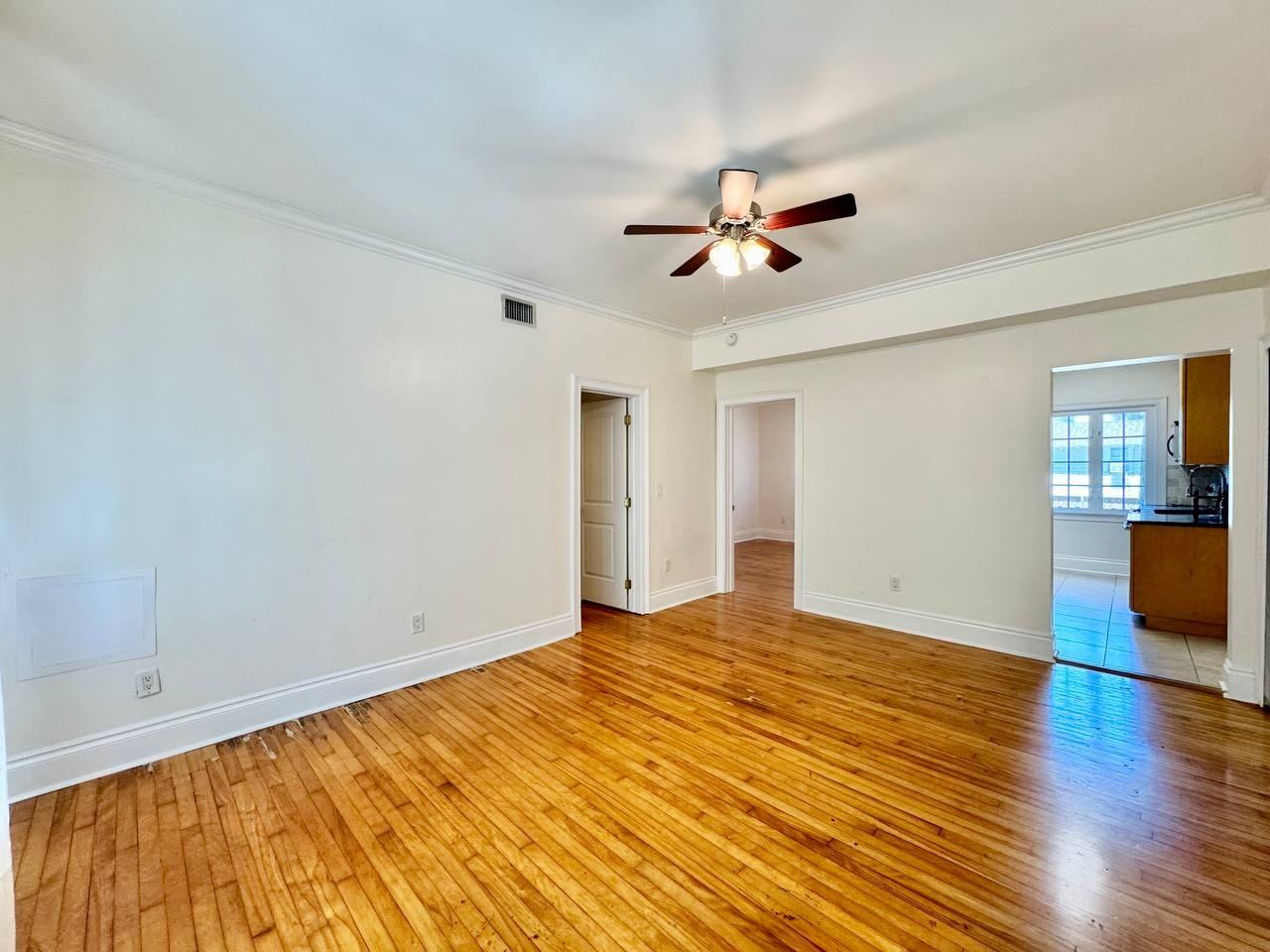 2117 W Dekle Ave #D1 - Photo 5 of 19