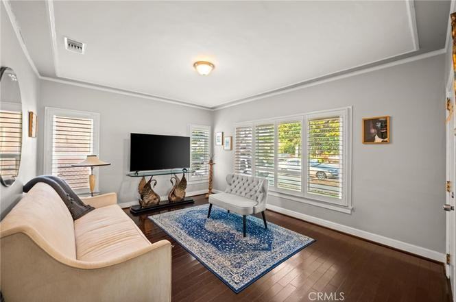 3441 Virginia Rd - Photo 3 of 36