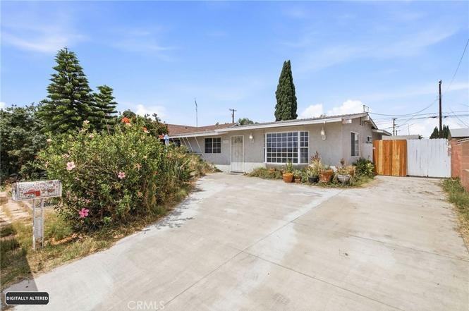 13711 Jefferson St - Photo 2 of 50