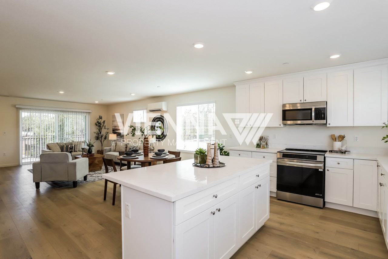 8106 Quiet Knolls Dr - Photo 5 of 18