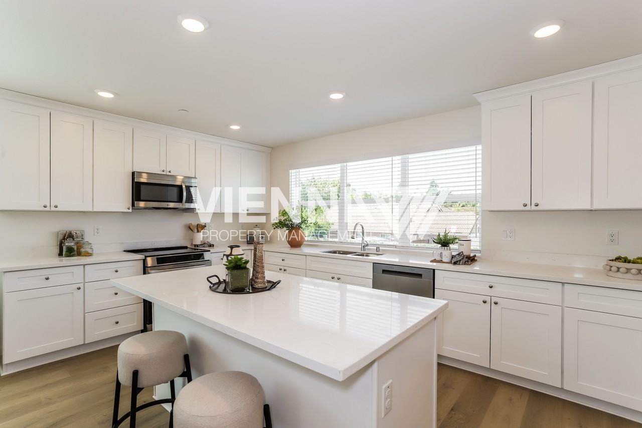 8106 Quiet Knolls Dr - Photo 6 of 18