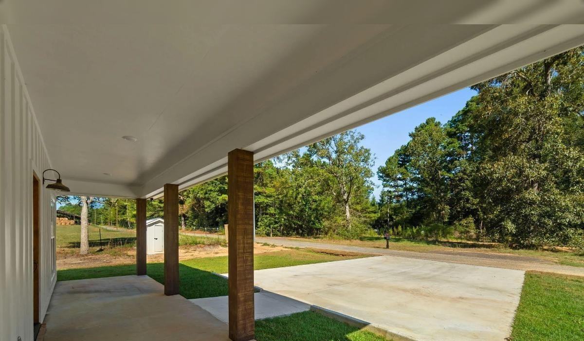 43 Dearman Rd - Photo 4 of 19