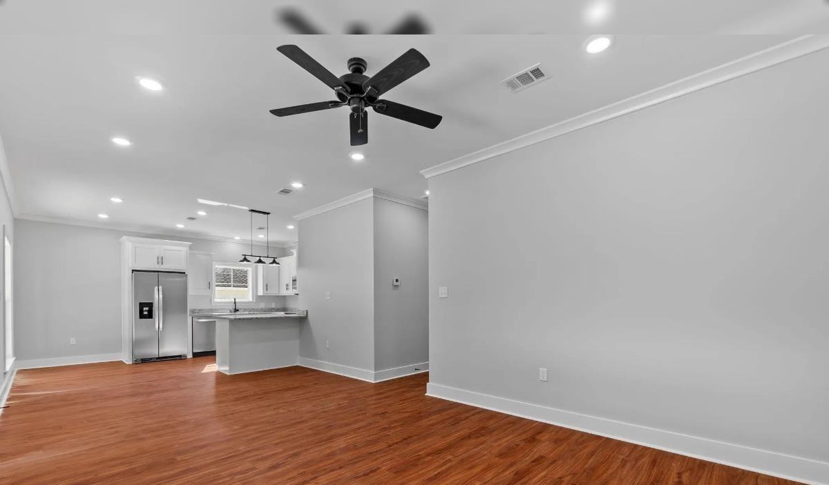 43 Dearman Rd - Photo 5 of 19