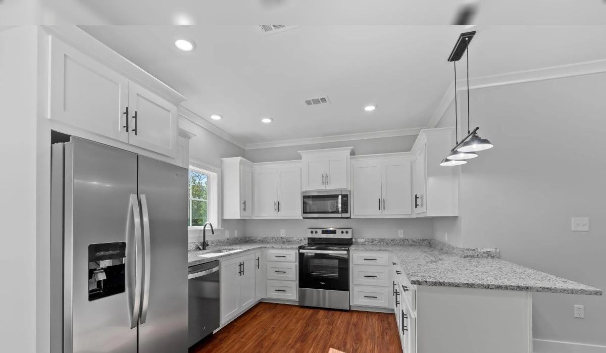 43 Dearman Rd - Photo 7 of 19