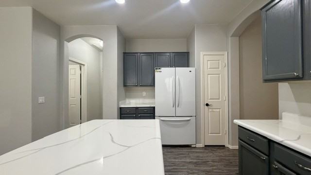 23 S 119th Ave - Photo 5 of 21