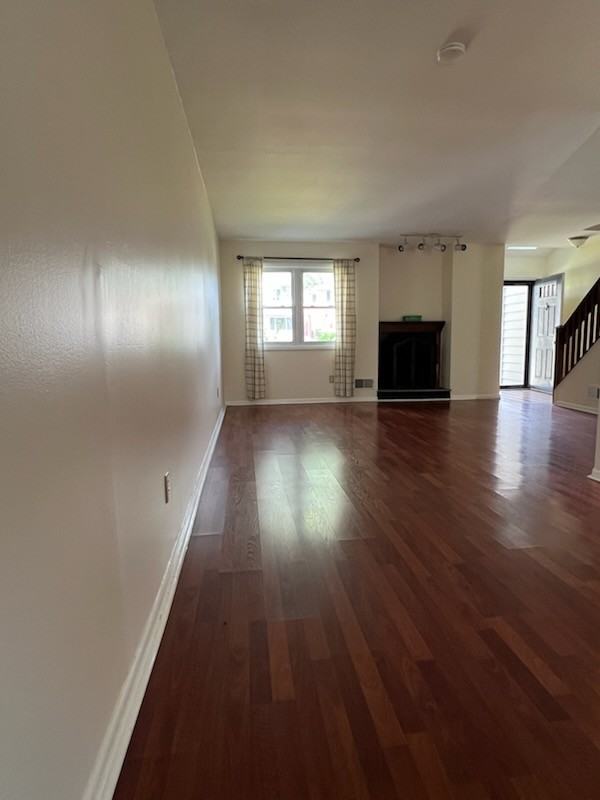 153 E Green Valley Cir - Photo 3 of 12