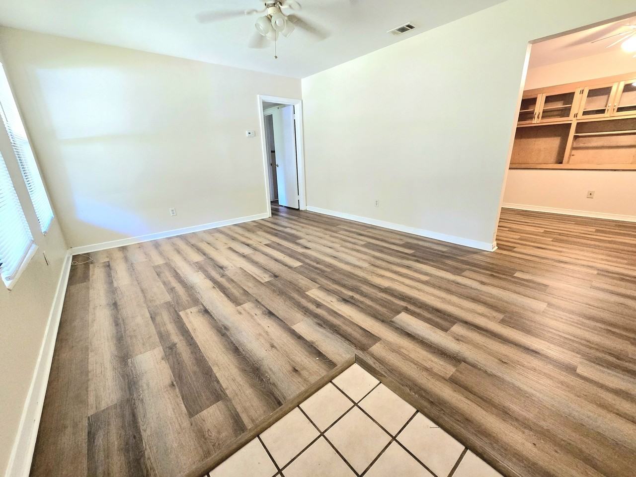 909 Springbrook Ave - Photo 3 of 23