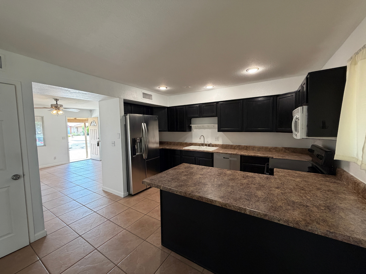 13484 W Range Mule Dr - Photo 3 of 17