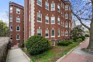 featured image of 61 Garfield St
