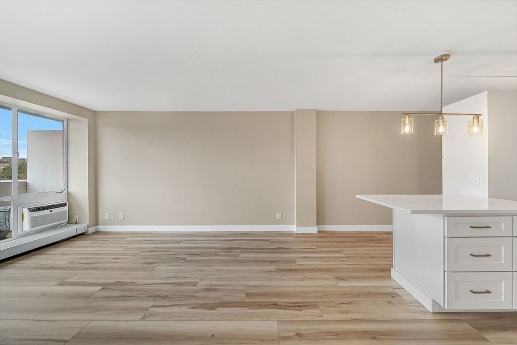 29 Concord Ave - Photo 6 of 14