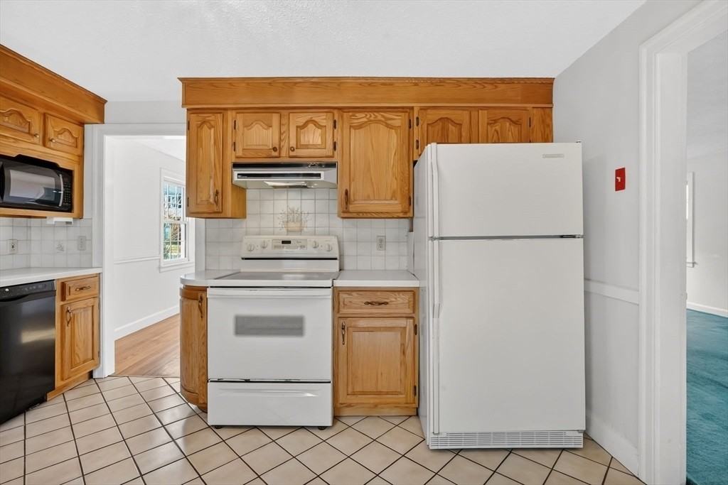 231 Dayton St - Photo 6 of 26