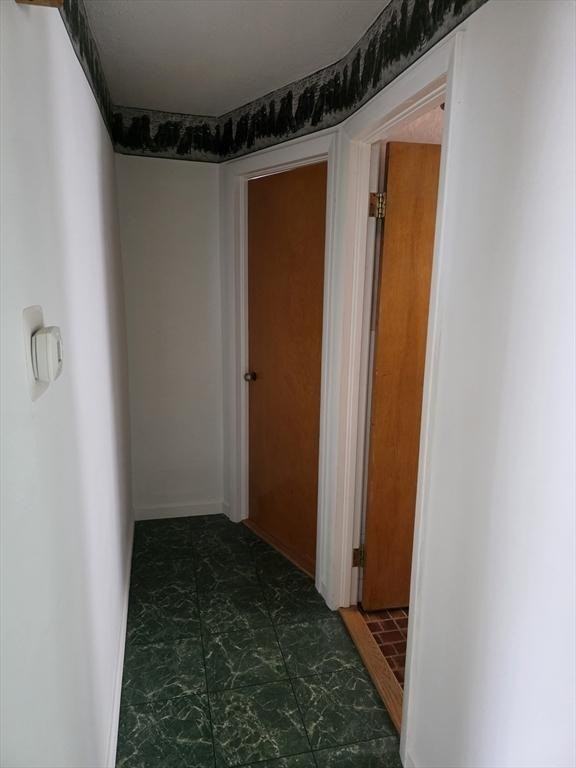 19 Calumet Ave - Photo 7 of 28