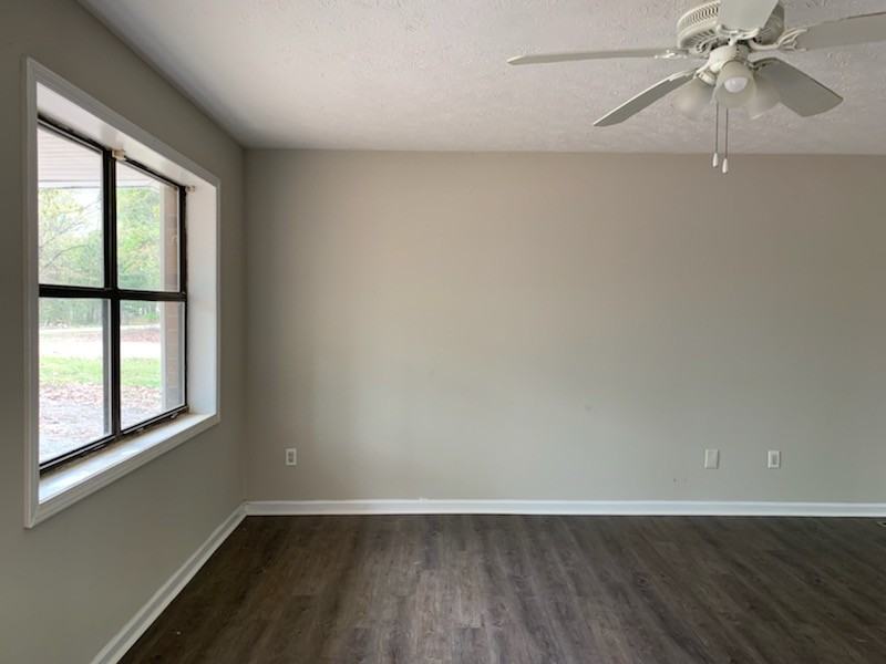 155 Castleman Rd - Photo 2 of 19