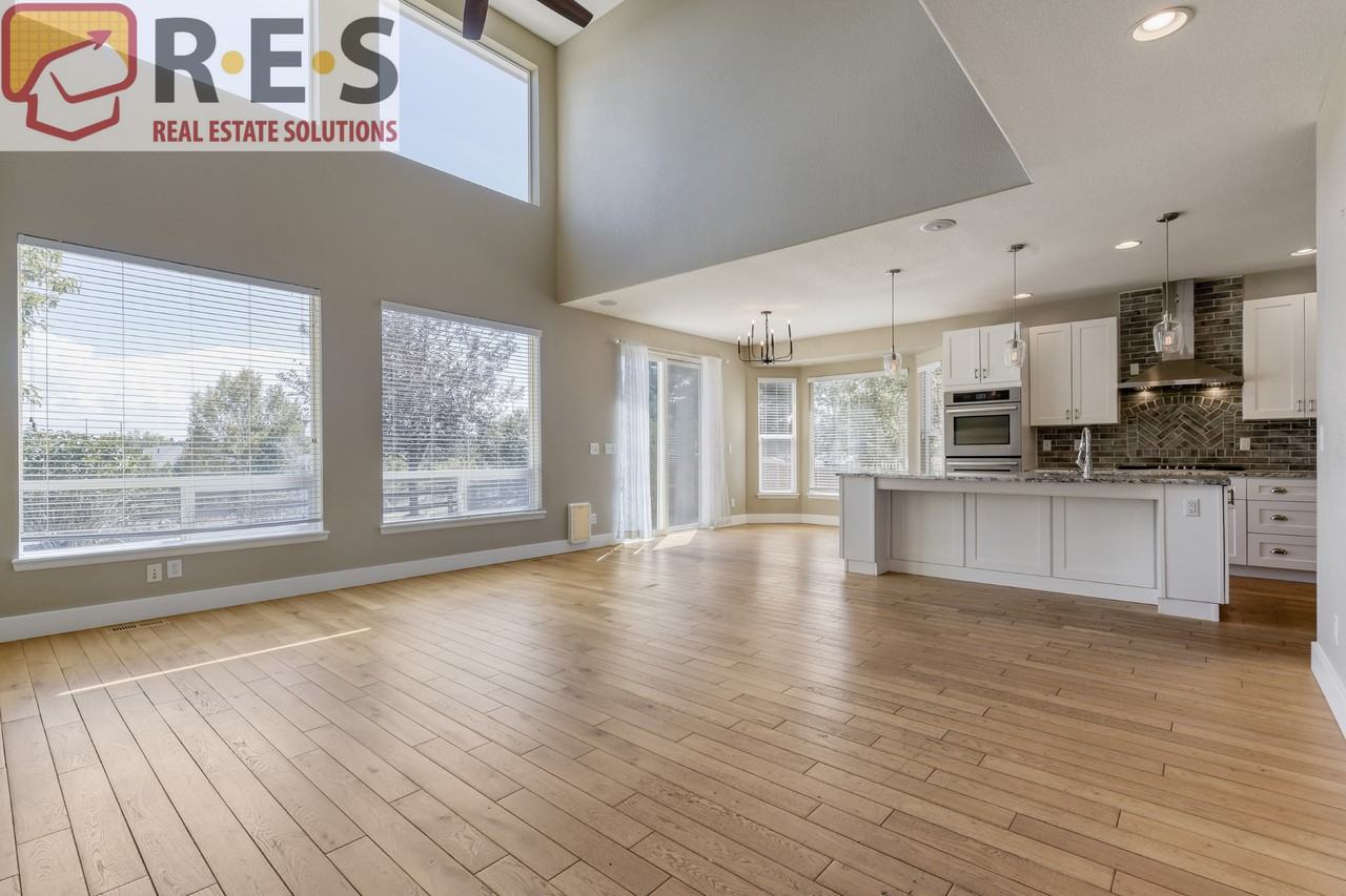 1698 Peridot Ln - Photo 7 of 22