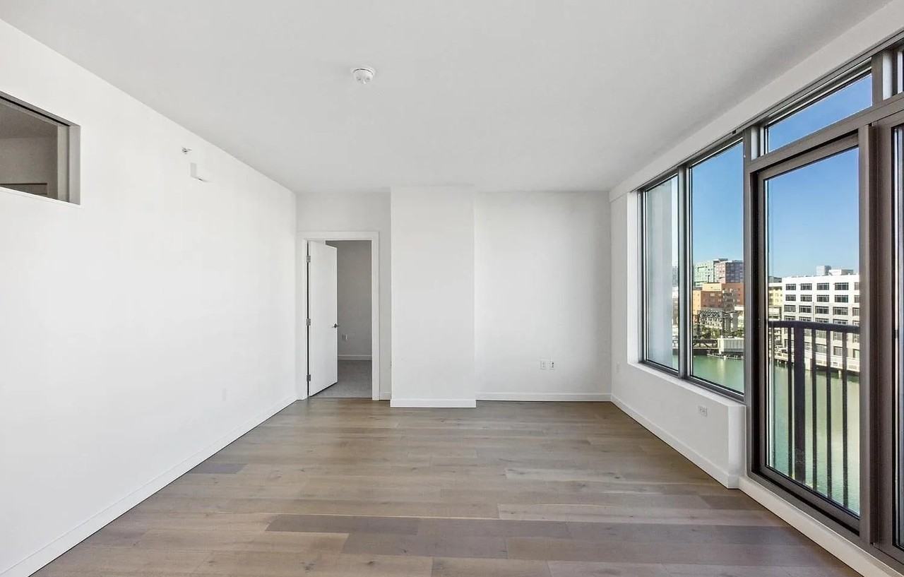 1000 3rd St #707 - Photo 3 of 33