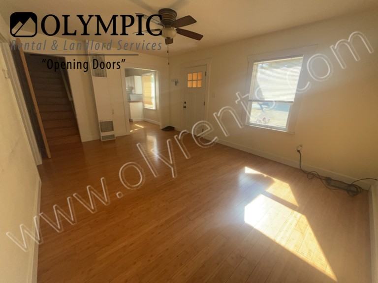 502 Sawyer St Se - Photo 4 of 23