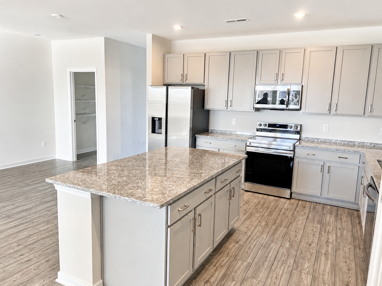 14473 Hancock Towns Dr #14473 - Photo 4 of 31