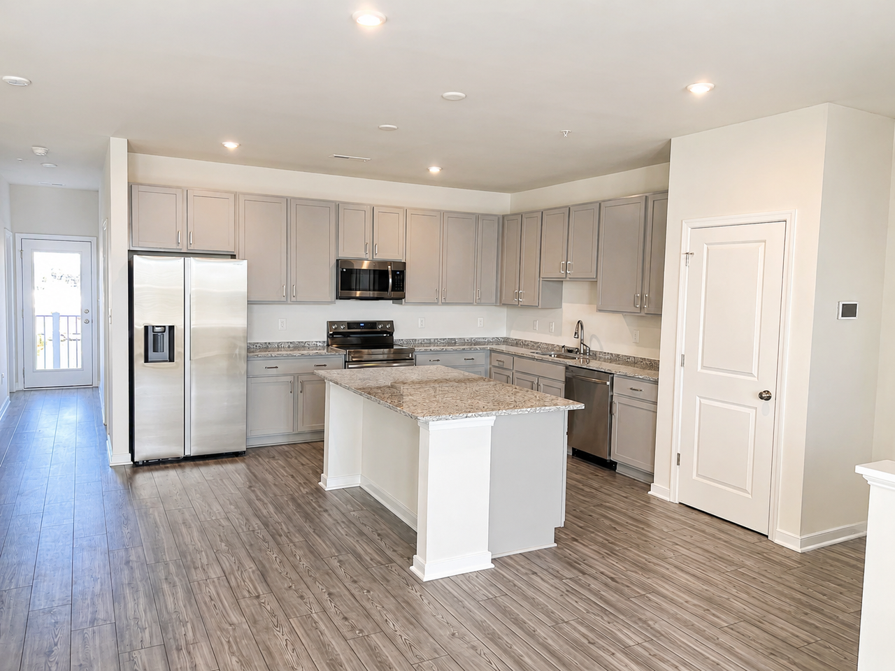 14473 Hancock Towns Dr #14473 - Photo 6 of 31