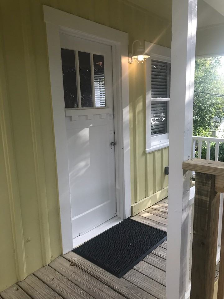 446 Cole St - Photo 3 of 16