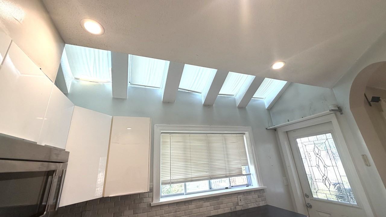 5 Chase Ln #5 - Photo 5 of 20