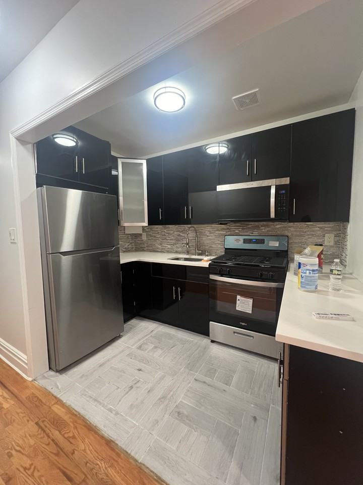 10465 Springfield Blvd #1stFL - Photo 2 of 7