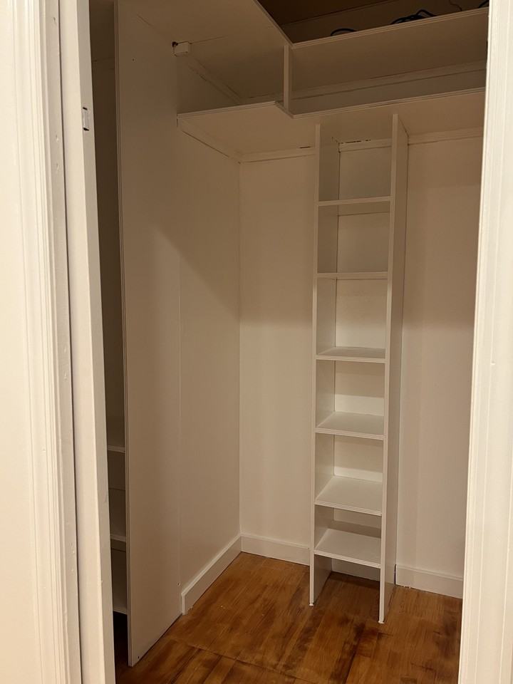 10465 Springfield Blvd #1stFL - Photo 4 of 7