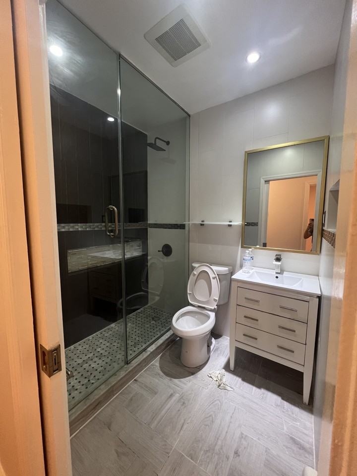 10465 Springfield Blvd #1stFL - Photo 6 of 7