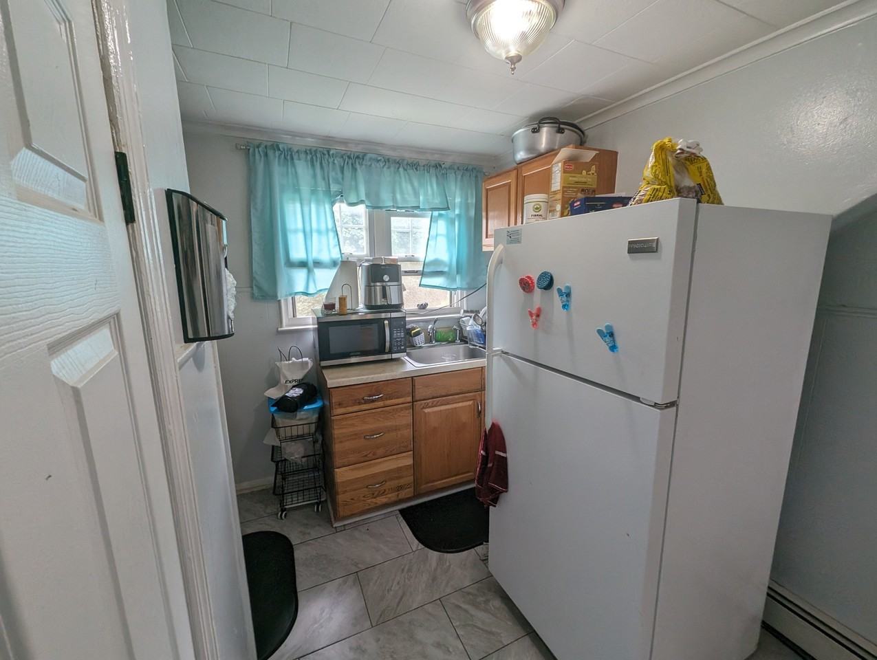 26 Lavergne St #2 - Photo 7 of 14