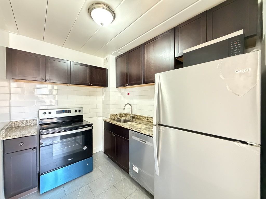 1358 W Touhy Ave #P103 - Photo 2 of 20