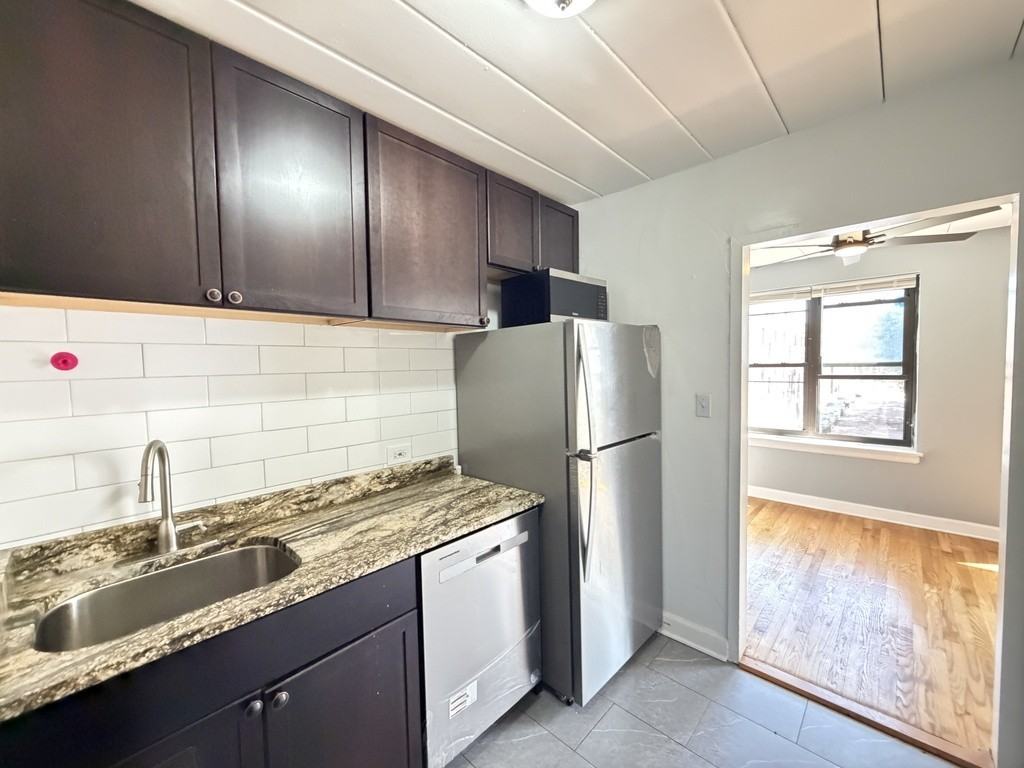 1358 W Touhy Ave #P103 - Photo 5 of 20