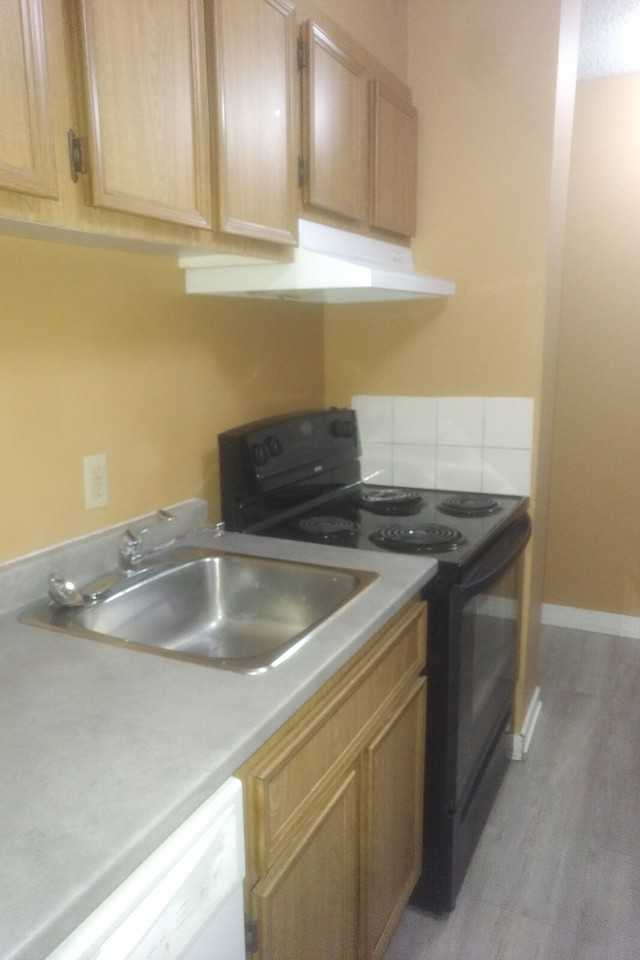 12841 65 St Nw - Photo 5 of 36