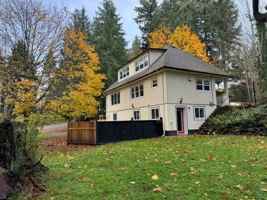featured image of 2525 Quinsam Rd