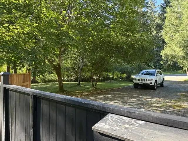 2525 Quinsam Rd - Photo 4 of 15