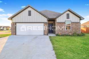 9005 Nw 142nd St - Photo 1 of 1
